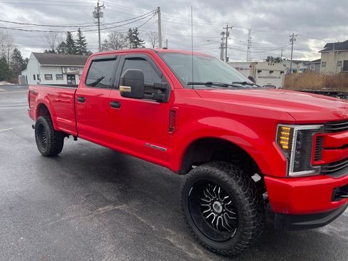 Used 2019 Ford F250 XLT image 9