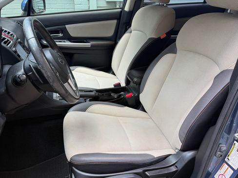 Used 2016 Subaru Crosstrek 2.0i Premium w/ Moonroof Package AWD/4WD image 11