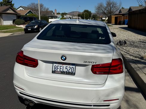 Used 2018 BMW 330i Sedan image 4
