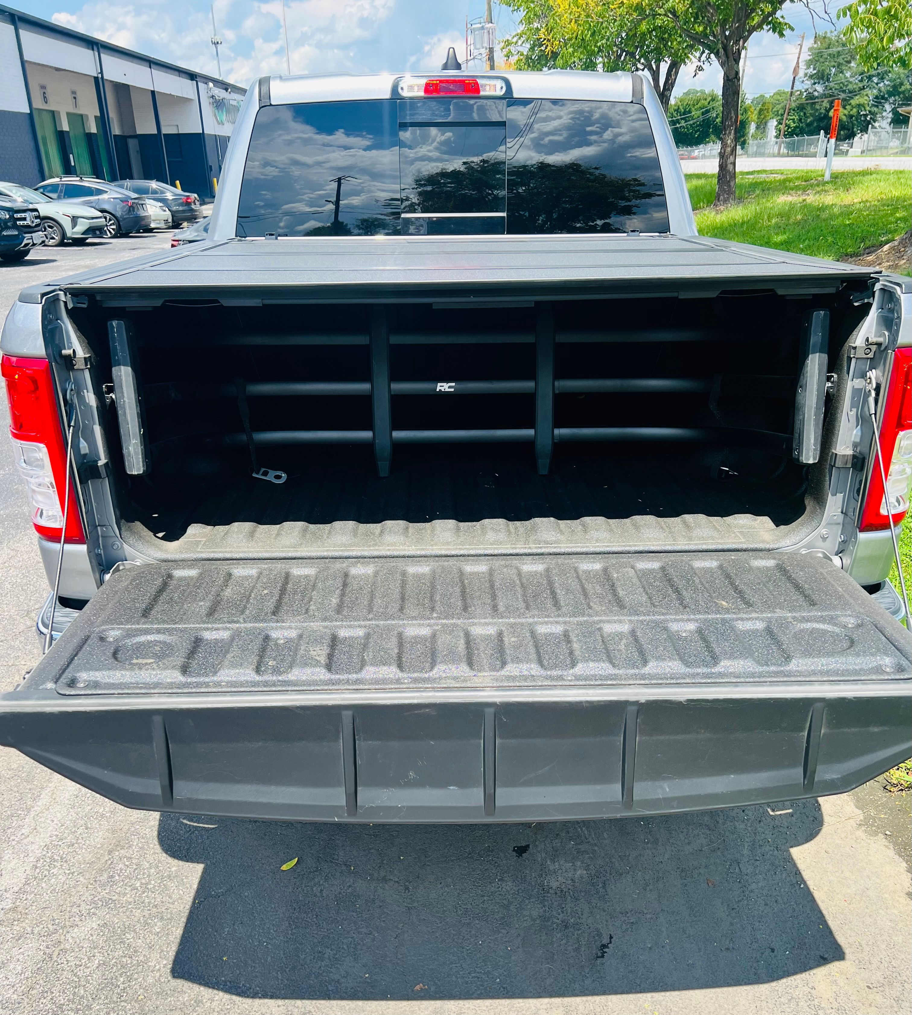 Used 2019 RAM 1500 Big Horn RWD image 10