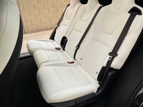 Used 2026 Tesla Model X image 12