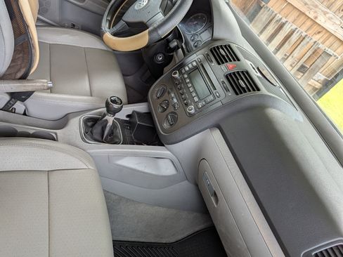 Used 2006 Volkswagen Jetta TDI image 4