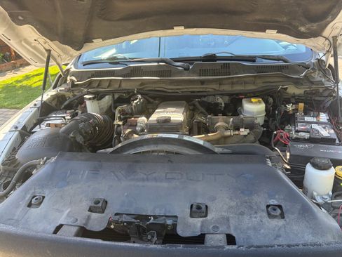 Used 2015 RAM 3500 SLT AWD/4WD image 18