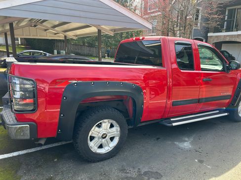 Used 2010 Chevrolet Silverado 1500 LT w/ Power Pack Plus image 5
