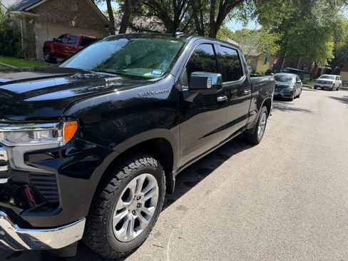 Used 2023 Chevrolet Silverado 1500 LTZ AWD/4WD image 8