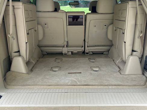 Used 2015 Lexus LX 570 4WD image 16