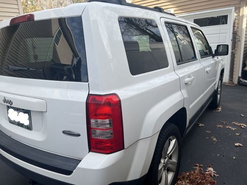 Used 2015 Jeep Patriot Latitude image 4