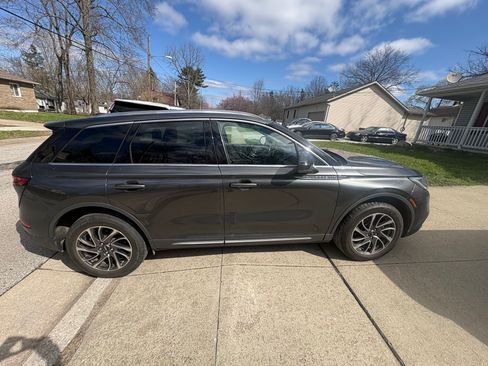 Used 2020 Lincoln Corsair FWD w/ Equipment Group 101A image 5