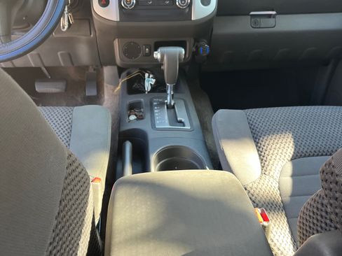 Used 2013 Nissan Frontier SV RWD image 11