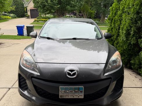 Used 2012 MAZDA MAZDA3 i Touring FWD image 1