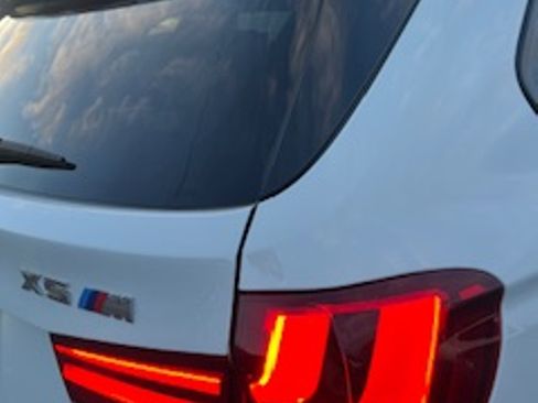 Used 2016 BMW X5 M image 18