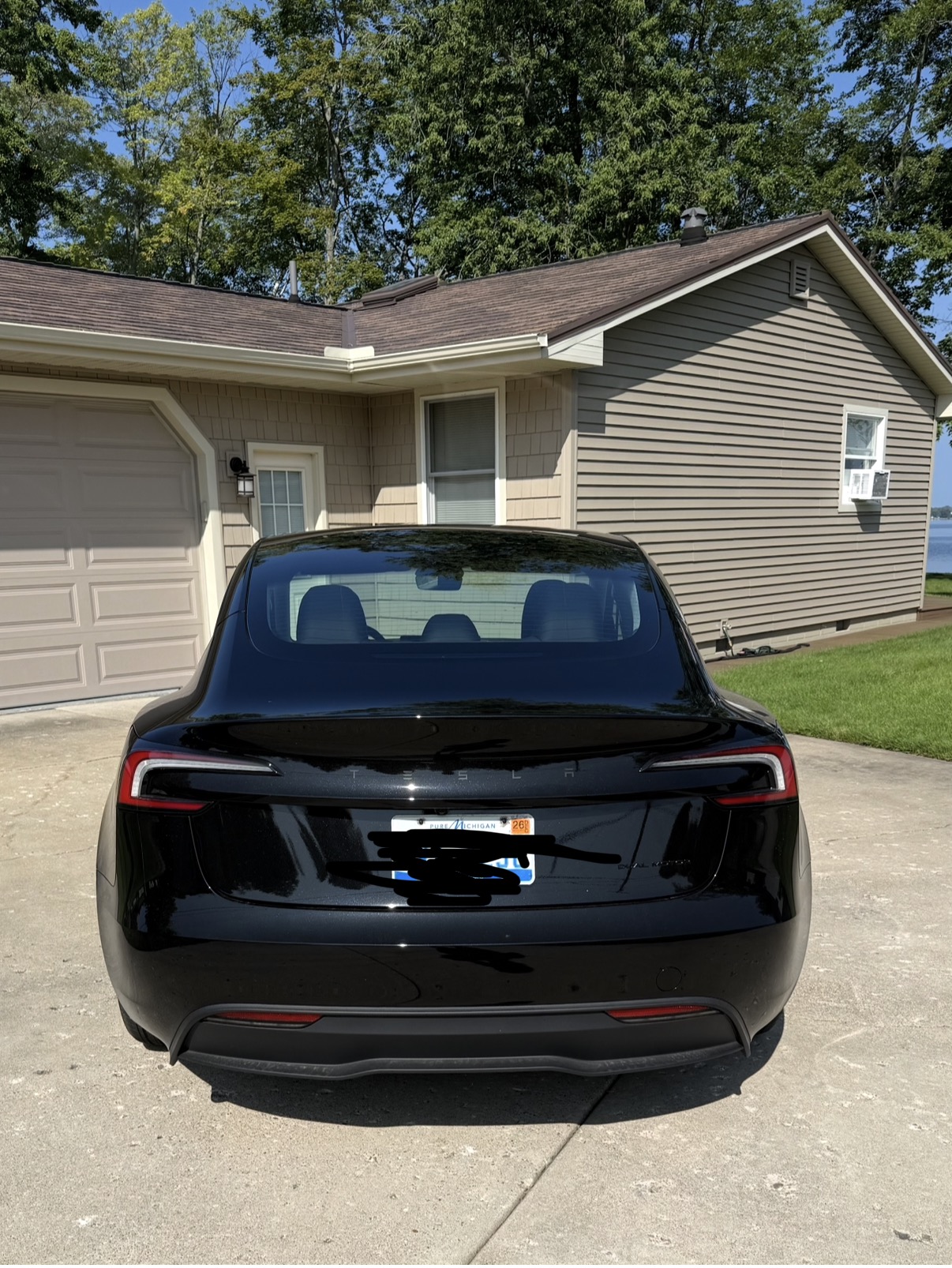 Used 2026 Tesla Model 3 AWD/4WD image 2