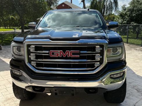 Used 2017 GMC Sierra 1500 SLT w/ SLT Premium Package image 5