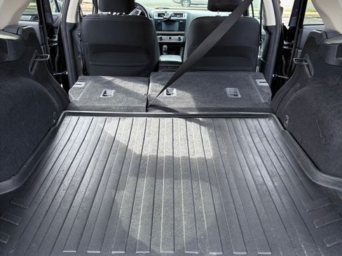 Used 2015 Subaru Outback 2.5i Premium image 8