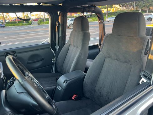 Used 2005 Jeep Wrangler Sport image 14
