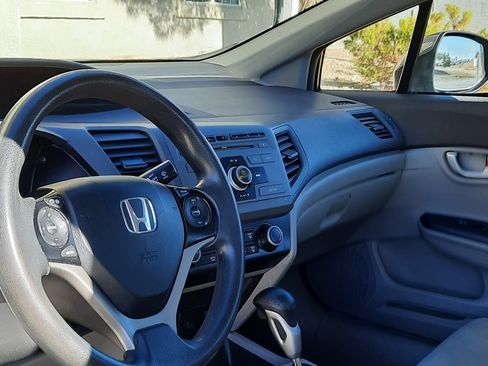Used 2012 Honda Civic LX image 3