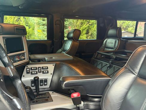 Used 2006 HUMMER H1 4-Door Wagon image 8