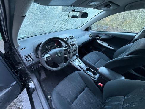 Used 2011 Toyota Corolla S image 5
