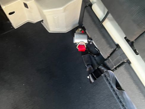 Used 2011 Dodge Grand Caravan Mainstreet w/ PWR Convenience Group image 16