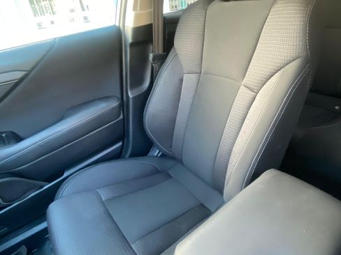 Used 2022 Subaru Outback Premium image 12