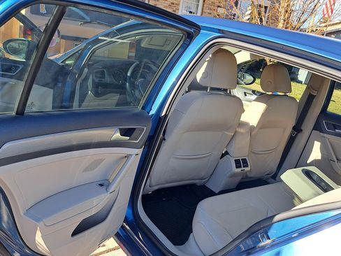 Used 2015 Volkswagen Golf SE image 12