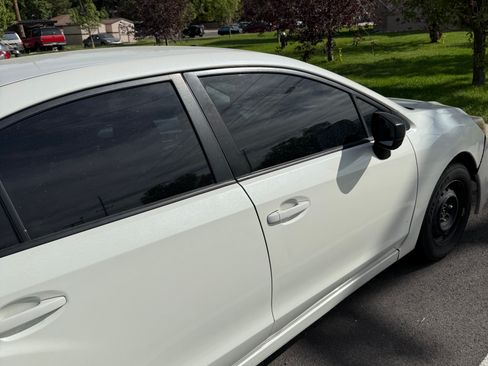 Used 2015 Subaru Impreza 2.0i image 4