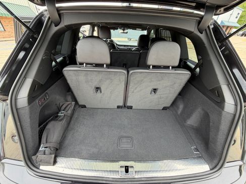 Used 2019 Audi Q7 3.0T Prestige image 9