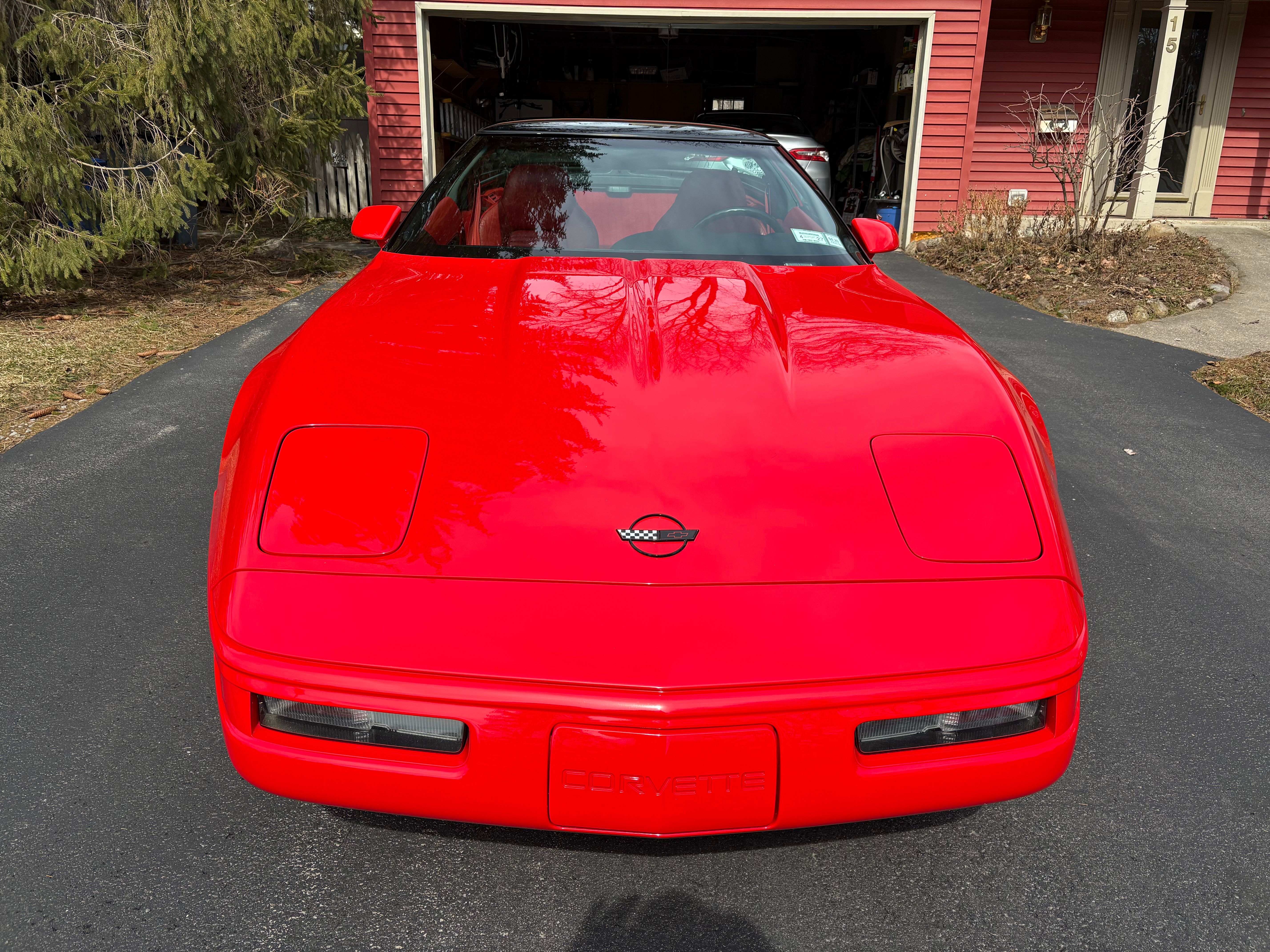 Used 1996 Chevrolet Corvette Coupe RWD image 2