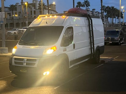 Used 2015 RAM ProMaster 3500 w/ Mopar Trailer Tow Group image 2