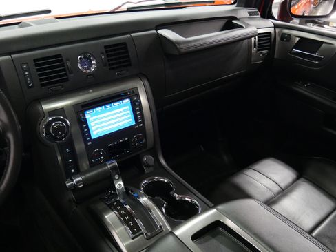 Used 2008 HUMMER H2 image 12