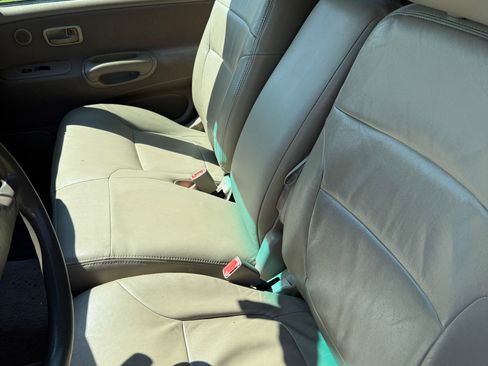 Used 2000 Toyota Tundra SR5 image 9