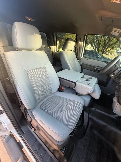 Used 2016 Ford F250 XL w/ Power Equipment Group AWD/4WD image 23
