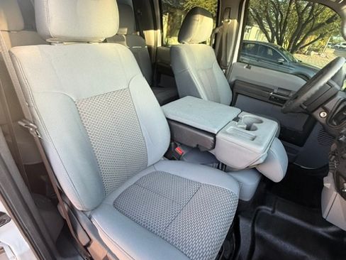 Used 2016 Ford F250 XL w/ Power Equipment Group AWD/4WD image 23