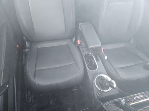 Used 2014 Volkswagen Beetle 1.8T image 8
