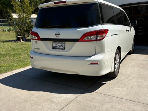 Used 2014 Nissan Quest S image 5