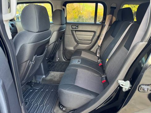 Used 2006 HUMMER H3 image 12