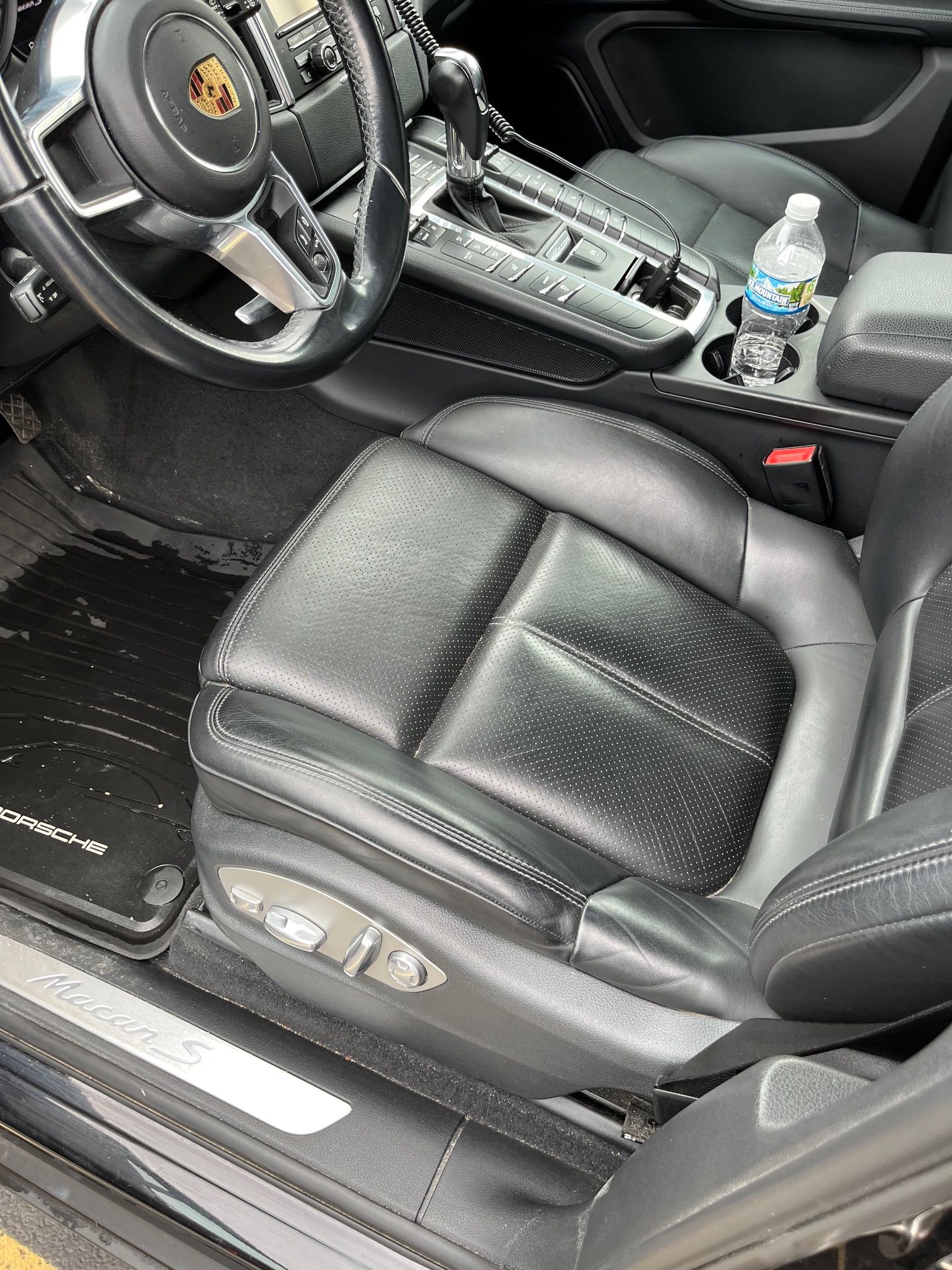 Used 2016 Porsche Macan S AWD/4WD image 6