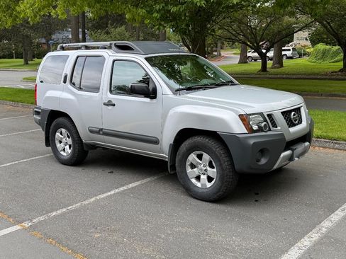 Used 2013 Nissan Xterra S AWD/4WD image 1