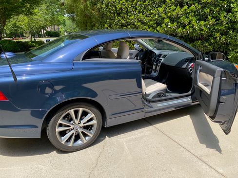 Used 2013 Volvo C70 T5 FWD image 10