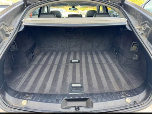 Used 2011 BMW 550i Gran Turismo xDrive image 12