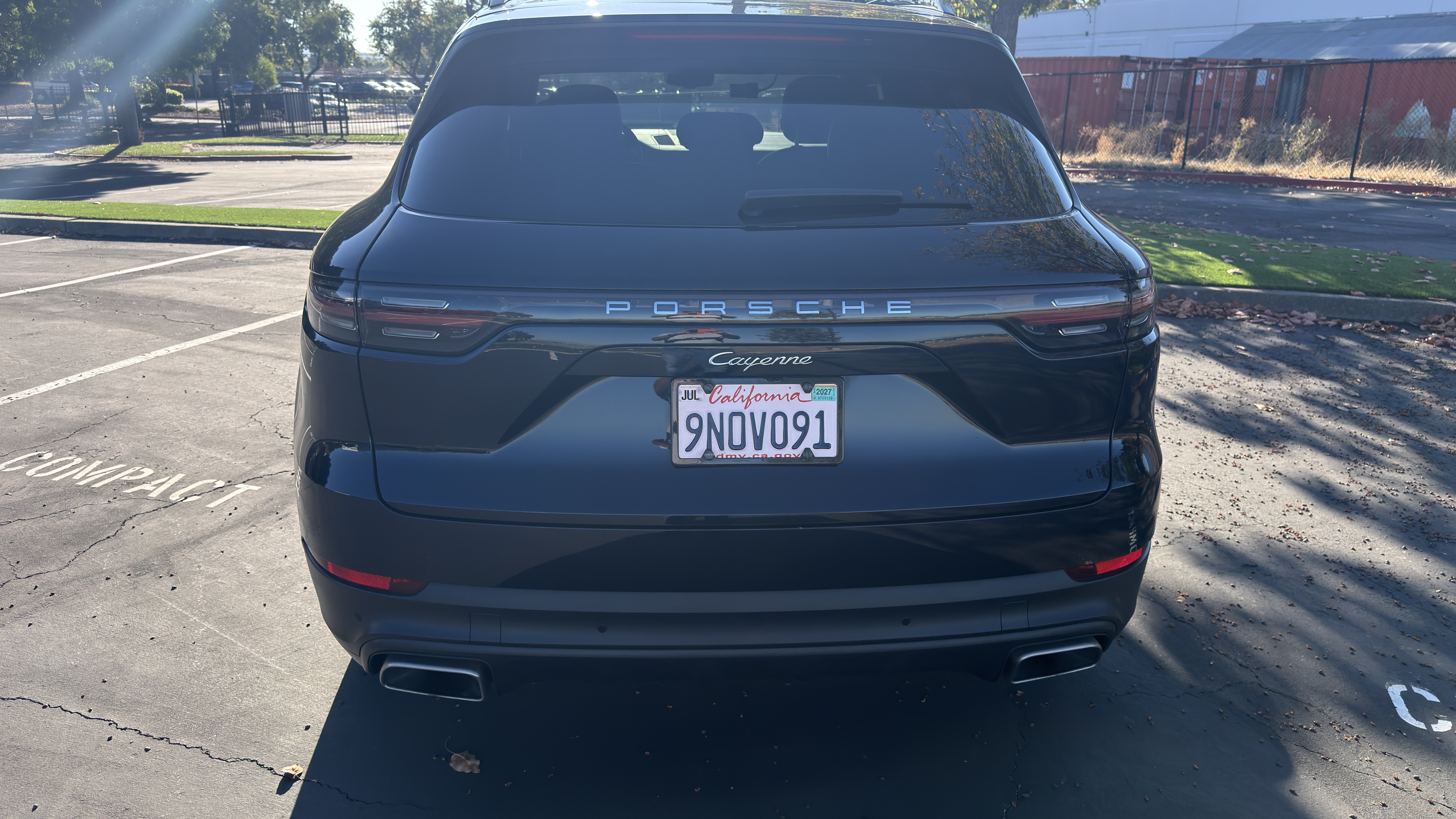 Used 2023 Porsche Cayenne w/ Premium Package AWD/4WD image 11