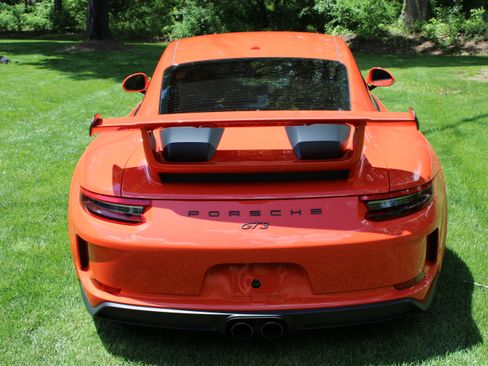 Used 2018 Porsche 911 GT3 image 8