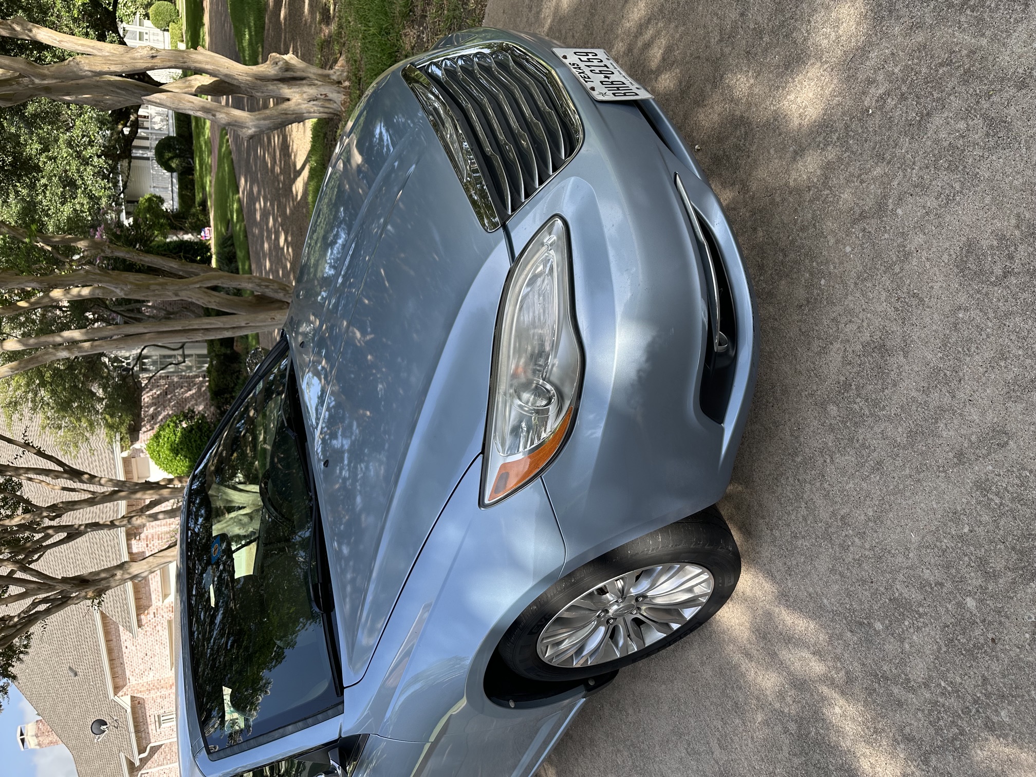 Used 2012 Chrysler 200 Limited FWD image 6