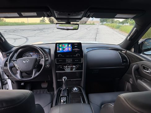 Used 2024 INFINITI QX80 Sensory AWD/4WD image 27