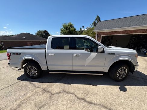 Used 2018 Ford F150 Lariat image 1