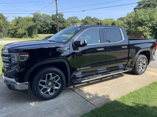 Used 2022 GMC Sierra 1500 SLT w/ SLT Premium Plus Package AWD/4WD image 1