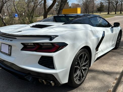 Used 2025 Chevrolet Corvette Stingray Preferred Conv w/ 2LT image 8