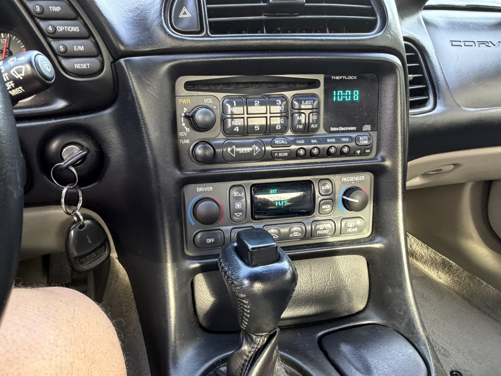 Used 2003 Chevrolet Corvette Coupe w/ Preferred Equipment Group RWD image 9
