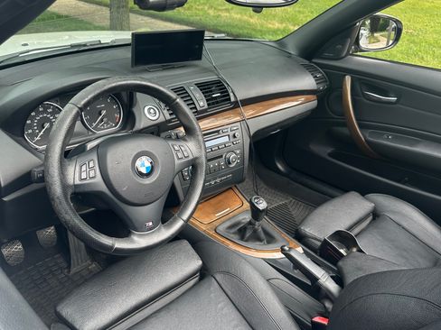 Used 2013 BMW 128i Convertible RWD image 6