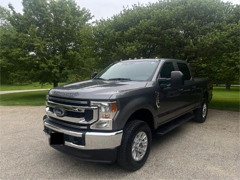 Used 2021 Ford F250 XL w/ STX Appearance Package AWD/4WD image 5